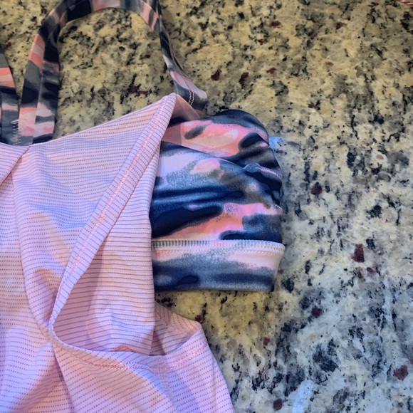 Rest less tank - Picture 3 of 3